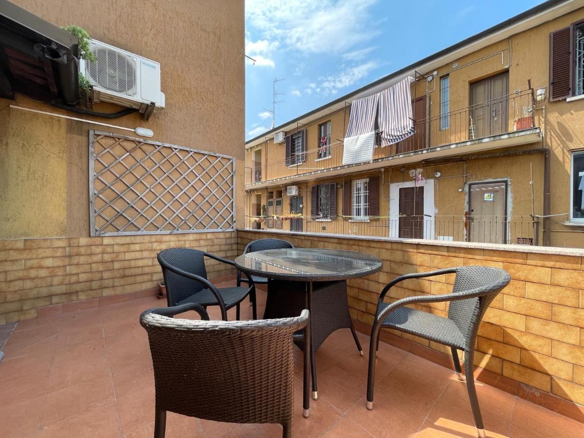 De Sura - La Terrazza Sul Naviglio Apartment มิลาน ภายนอก รูปภาพ